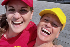 DONIKKL-Crew-Kinderlieder-Kinderprogramm-Marie-und-Sally
