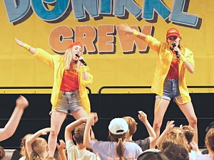 Kinderband DONIKKL Crew beim Kinderkonzert auf dem liesLotte Kinderfestival